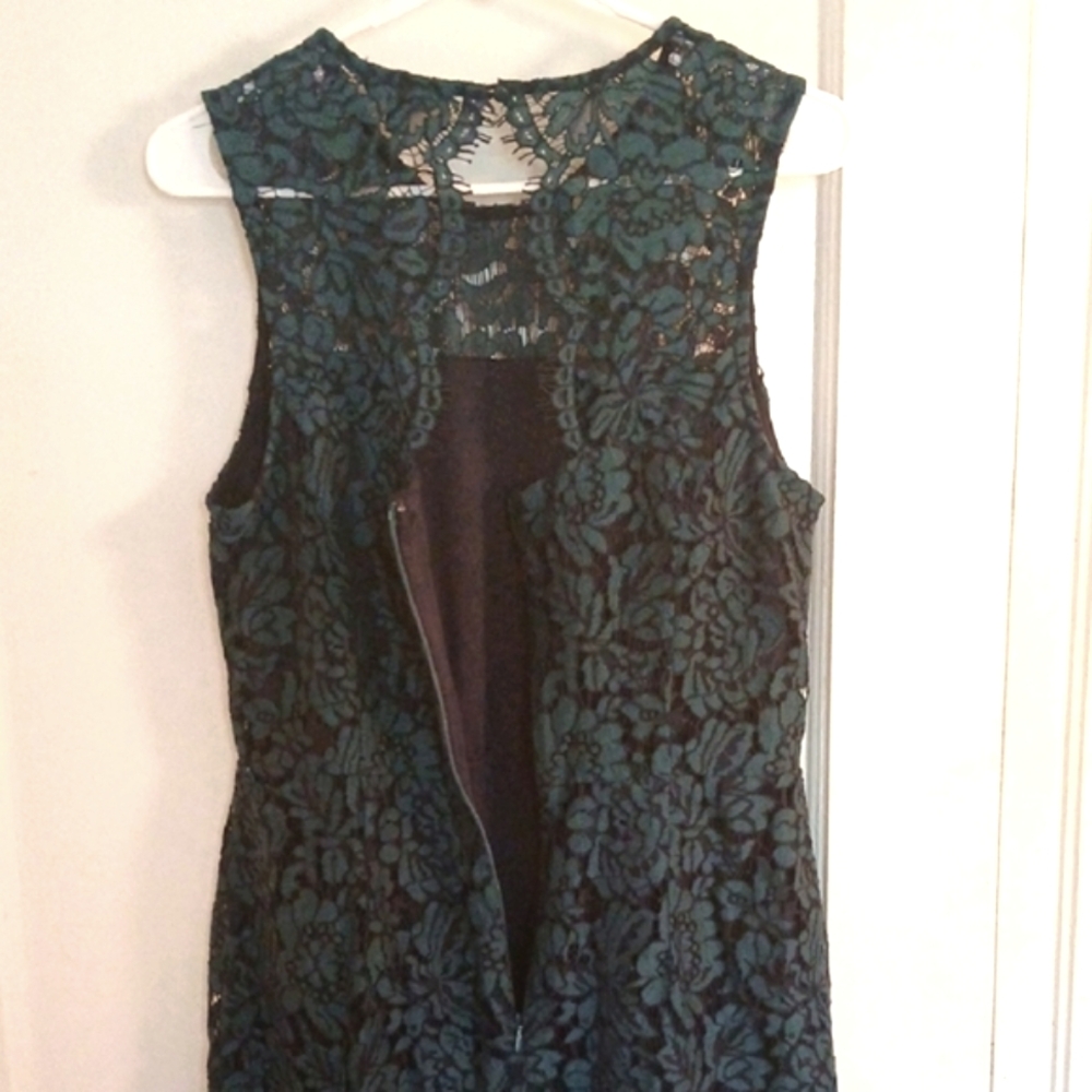 Banana Republic Dark Green Lace Midi Dress - Picture 10 of 12